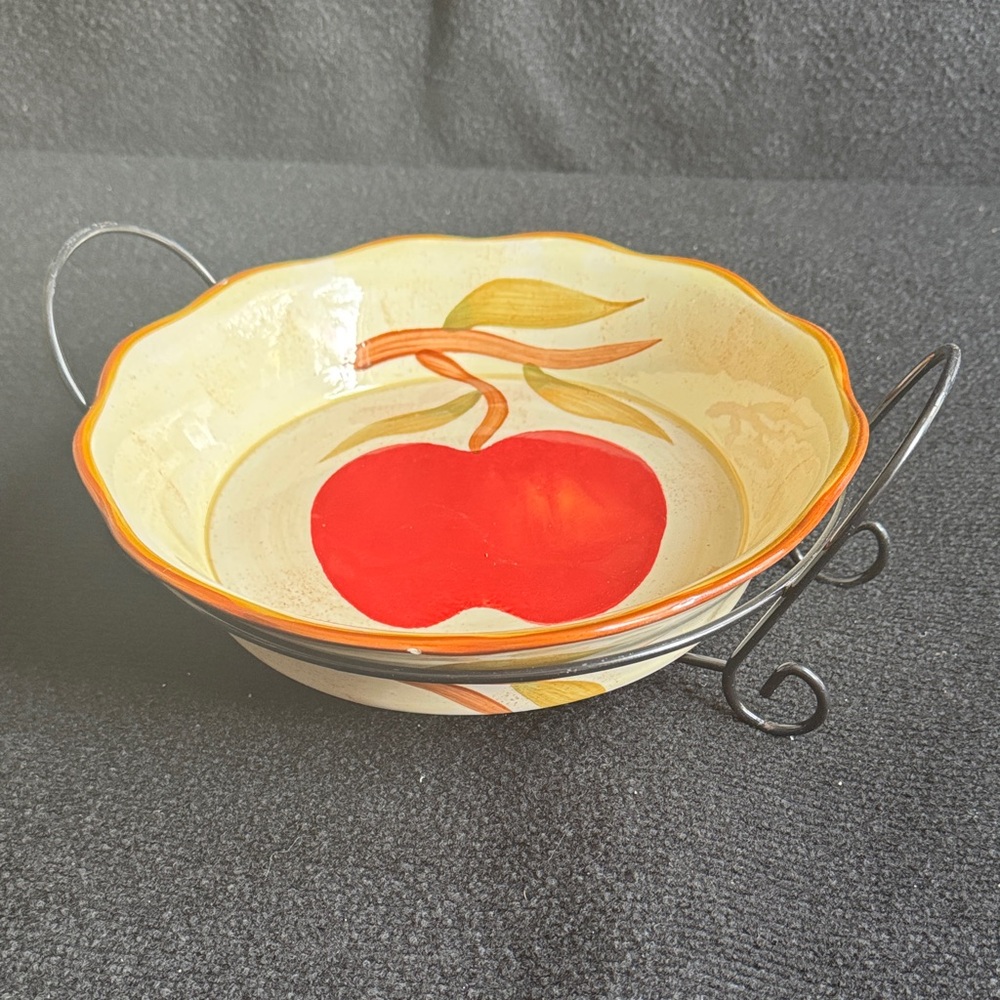 Pie plate with Red Apple Design and metal rack for cooling, bakeware